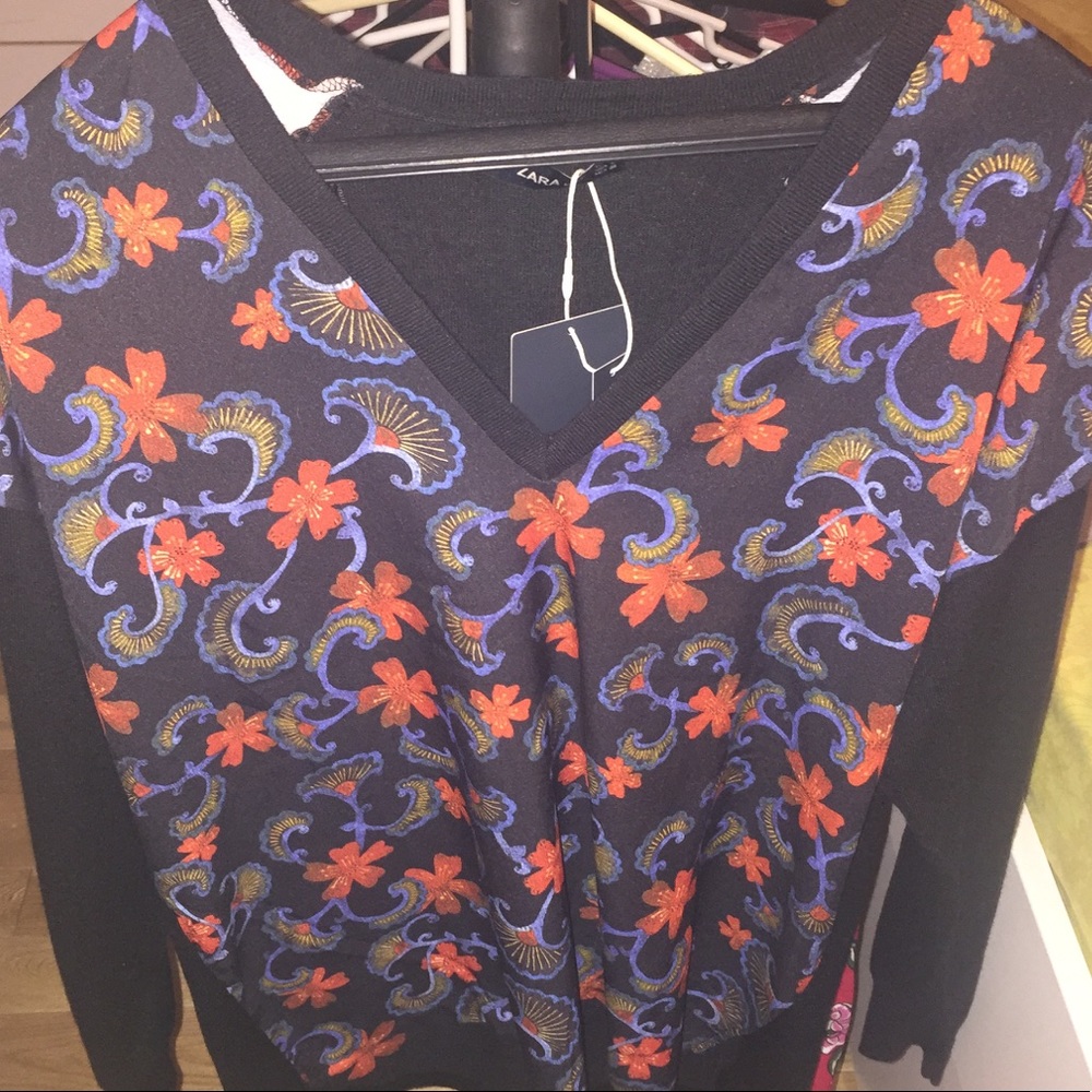 Zara V-neck Sweater - Picture 3 of 8